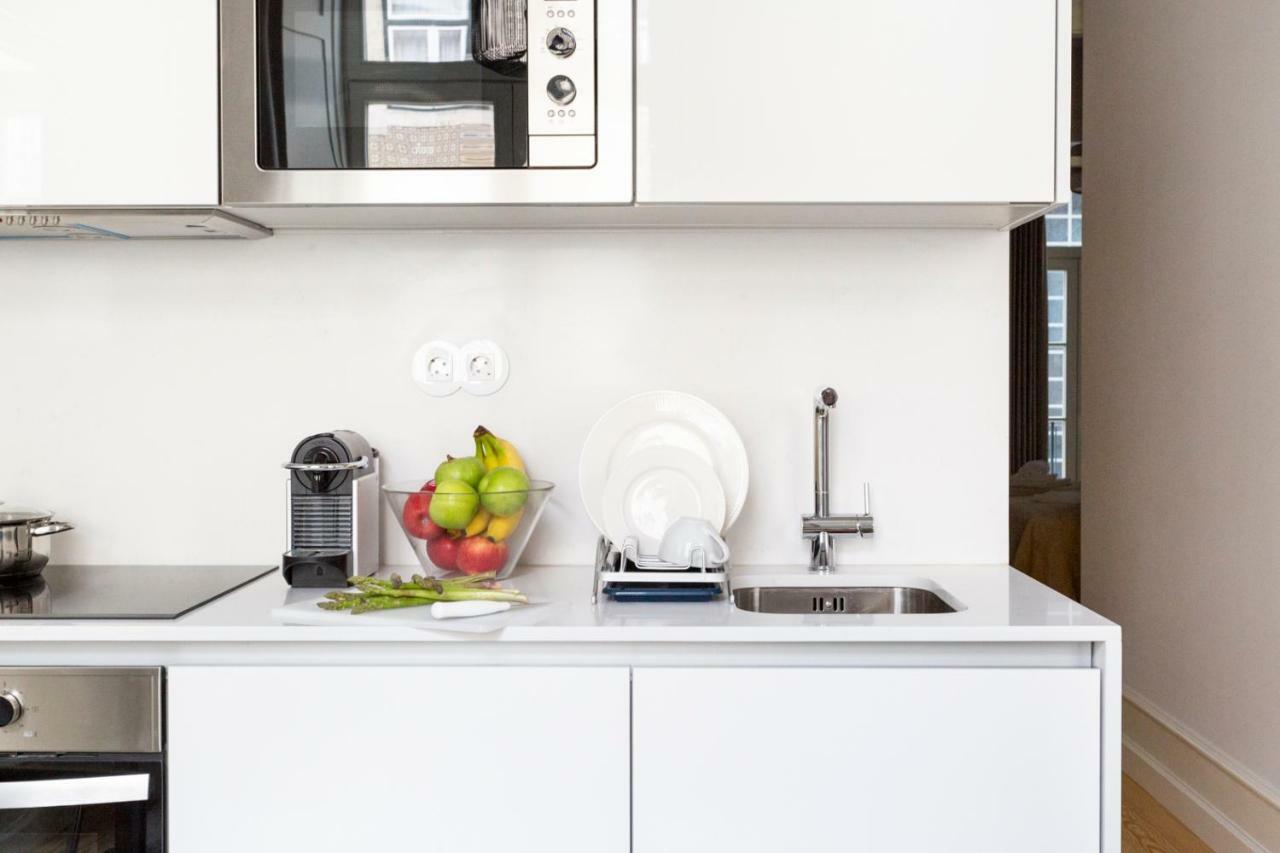 Joivy Wonderful 2Br Flat In The City Centre Lisbon Exterior photo